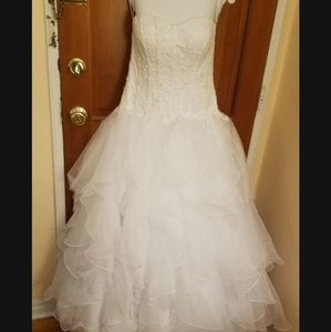 NEW Bridal dress (gown)